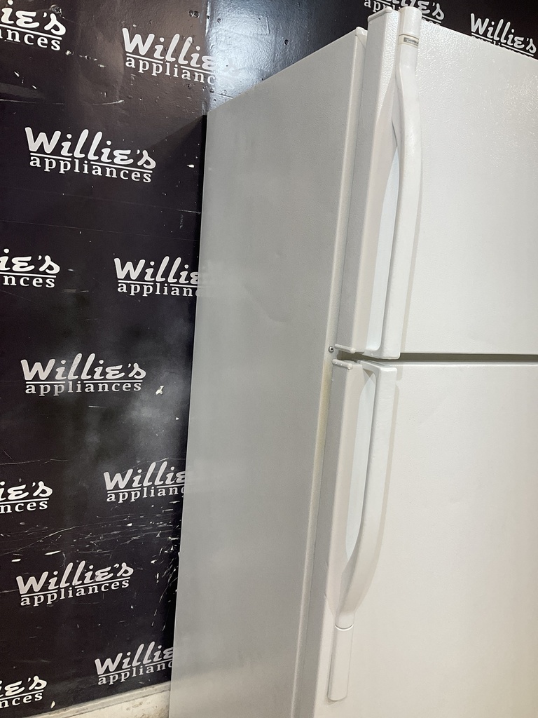 Kenmore Refrigerator Top and Bottom 28x64 1/2” (white) 