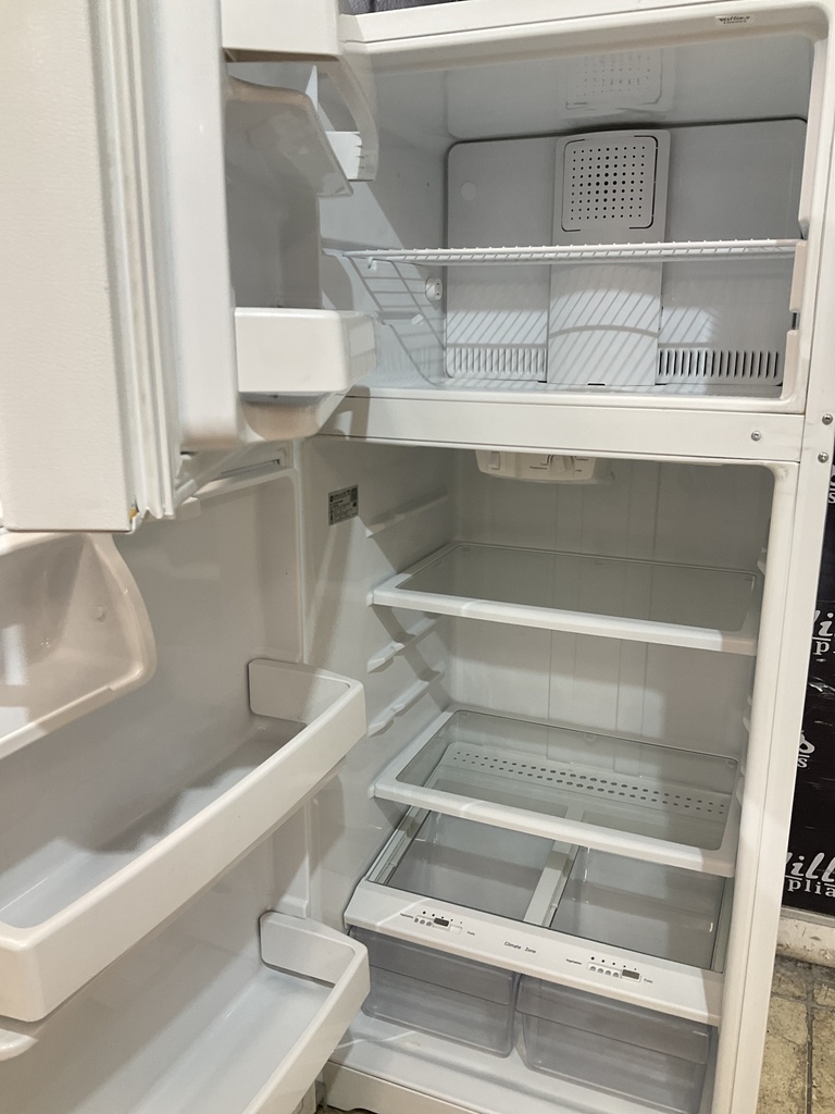 Ge Refrigerator Top and Bottom 28x64 1/2” (White) 