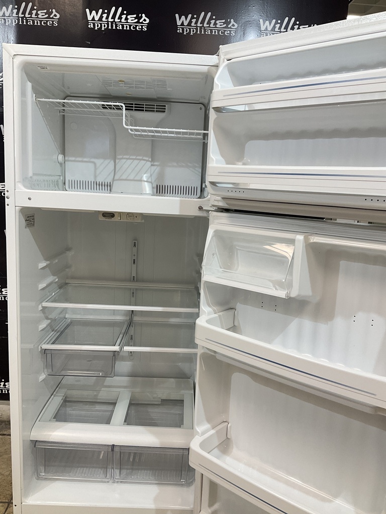 Ge Refrigerator Top and Bottom 28x67 (White) 
