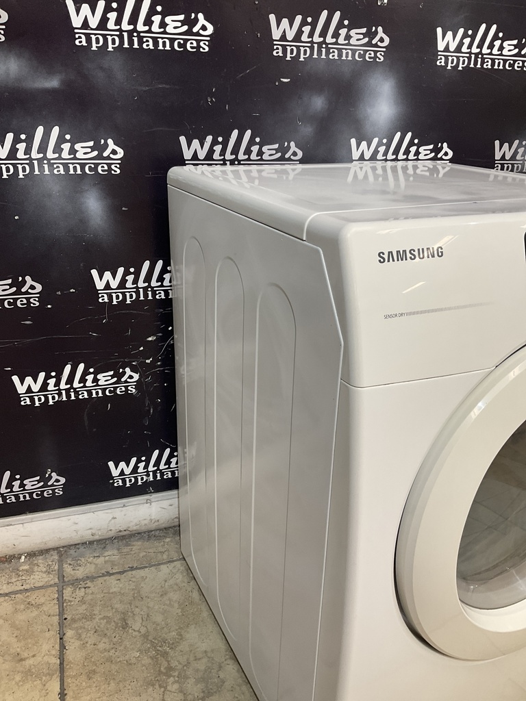 Samsung Electric Dryer 220volts (30 AMP) 27inches {3 prong} (White) 