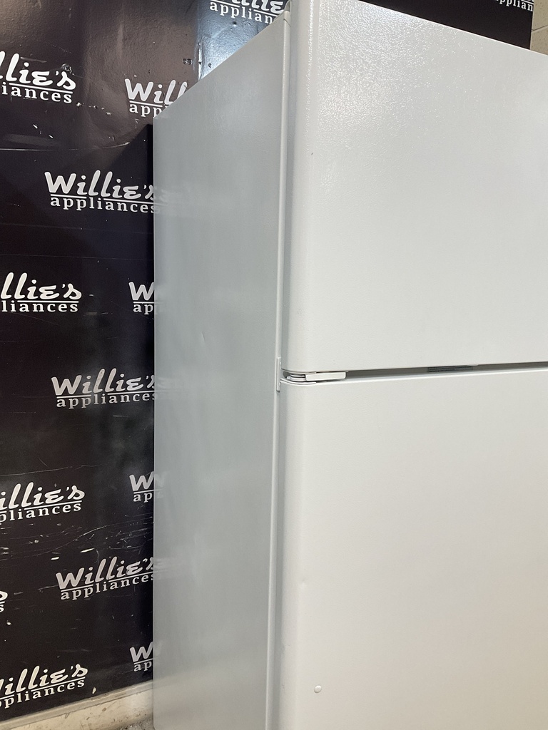 Ge Refrigerator Top and Bottom 30x66 (White) 