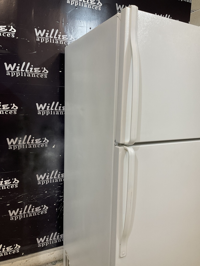 Whirlpool Refrigerator Top and Bottom 33x66 (White) 