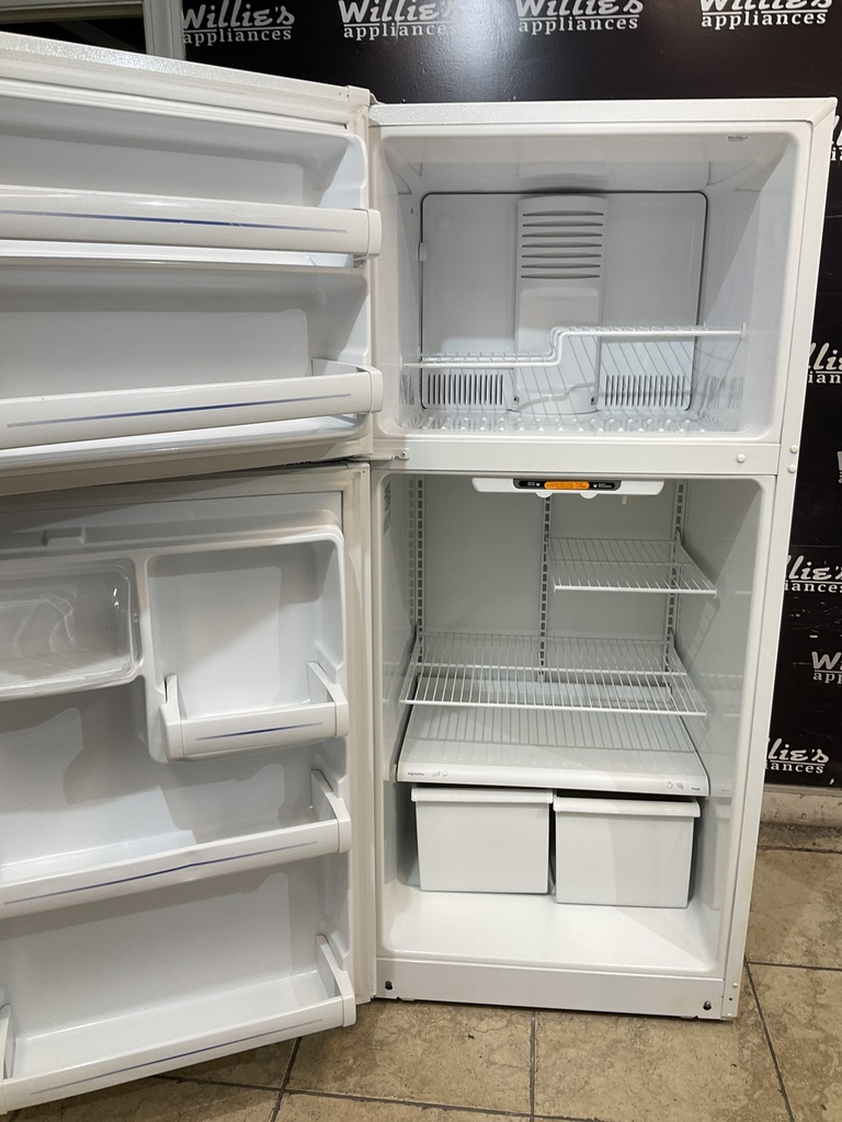 Ge Refrigerator Top and Bottom 30x66  (White)