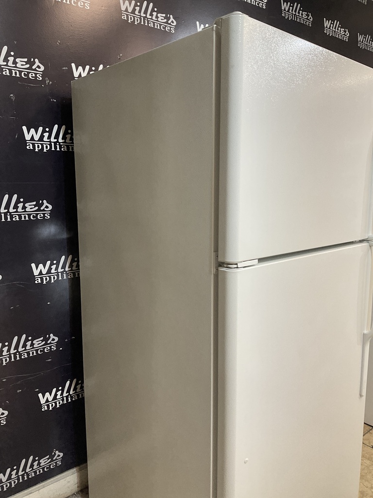 Ge Refrigerator Top and Bottom 30x66  (White)