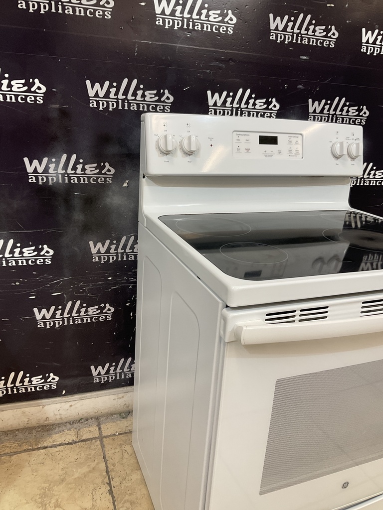 Ge Electric Stove 30inches {no cord} (White) 