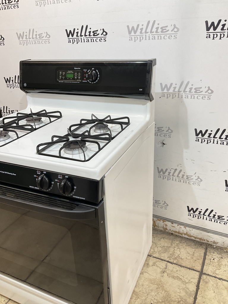 Ge Natural Gas Stove 30inches (White/Black) 