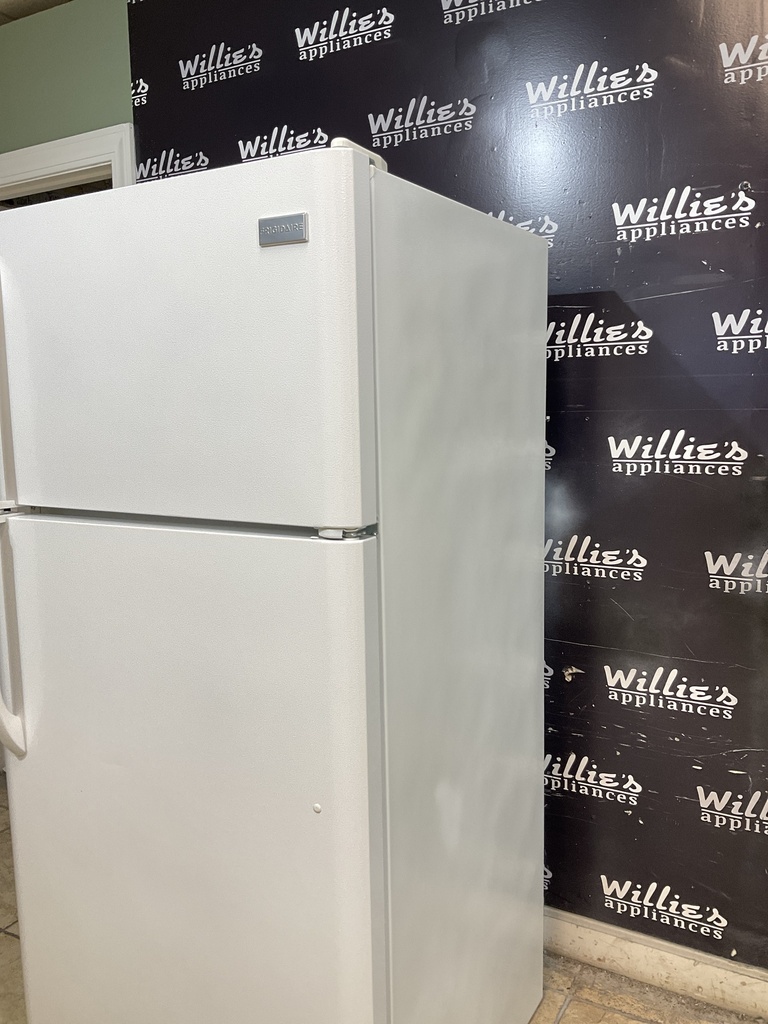 Frigidaire Refrigerator Top and Bottom 30x66 (White) 