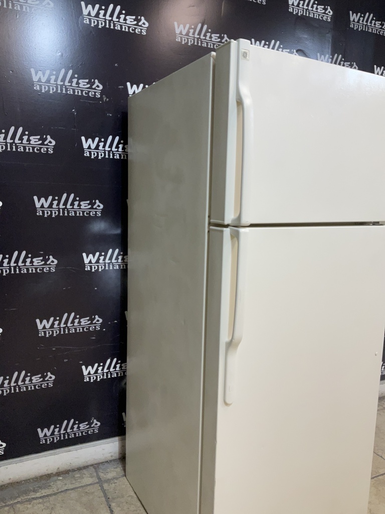 Ge Refrigerator Top and Bottom 28x67 (Bisque) 