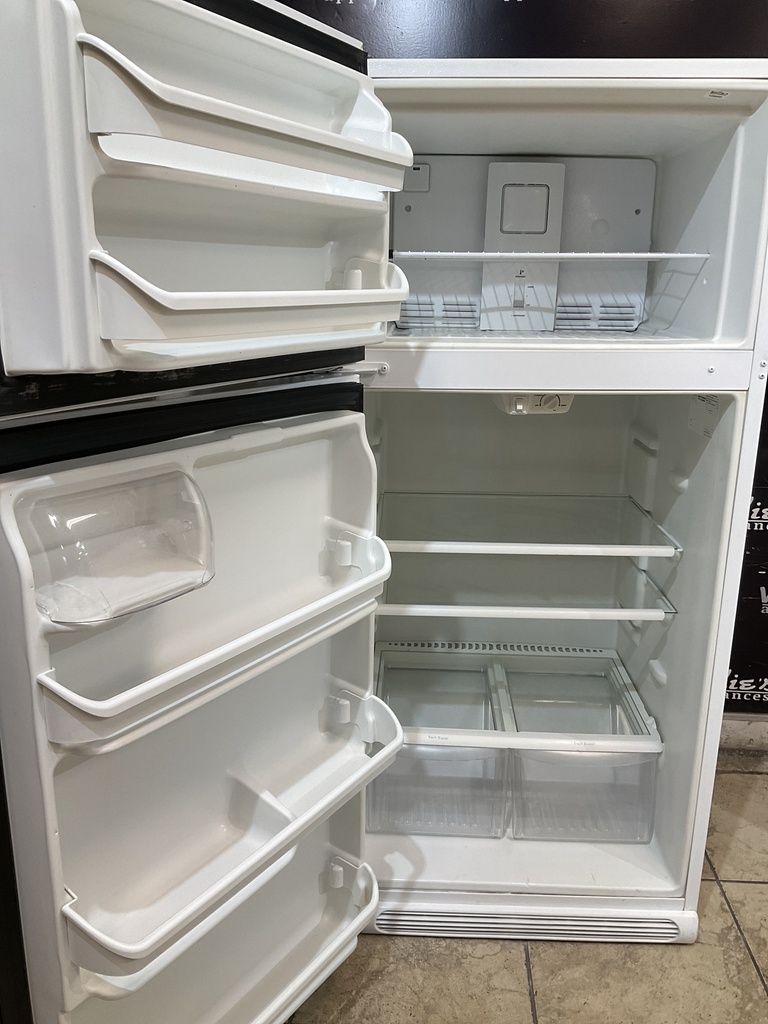 Frigidaire Refrigerator Top and Bottom 30x66 (White) 