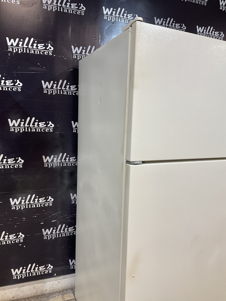 Whirlpool Refrigerator Top and Bottom 33x66 (Bisque) 