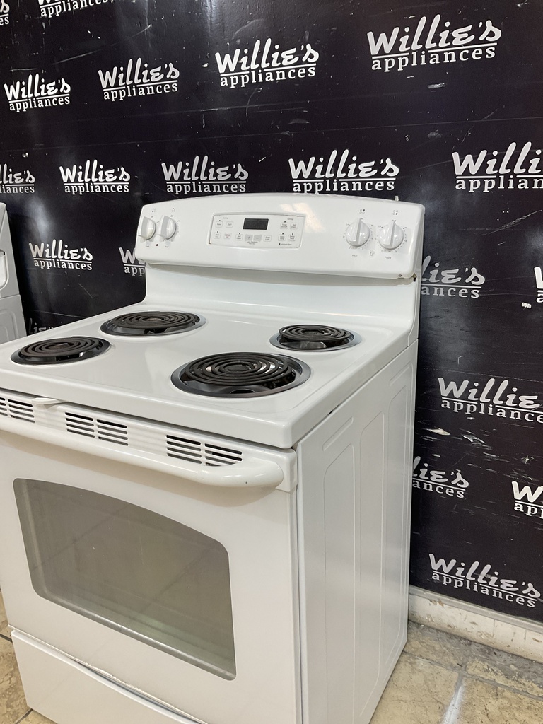 Ge Electric Stove 220 volts (40/50 AMP) 30inches {no cord} (White)