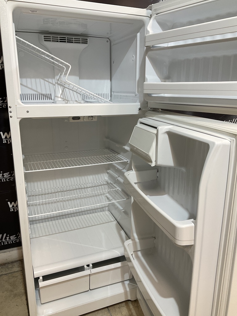 Ge Refrigerator Top and Bottom 28x67 (white) 