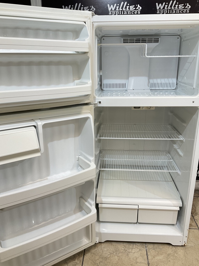 Hotpoint Refrigerator Top and Bottom 28x61 1/2” (white)
