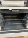 Ge Electric Stove 220volts (40/50 AMP) 30inches {3 prong} (Bisque)