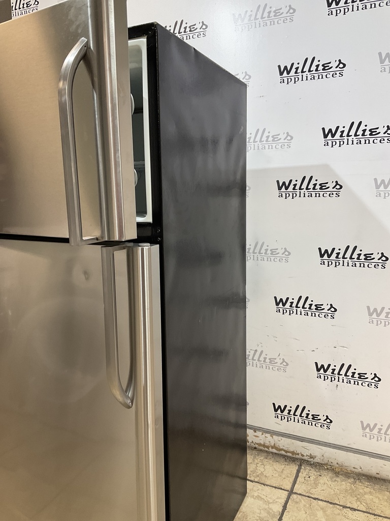 Frigidaire Refrigerator Top and Bottom 30x65 1/2” (Stainless Steel) 