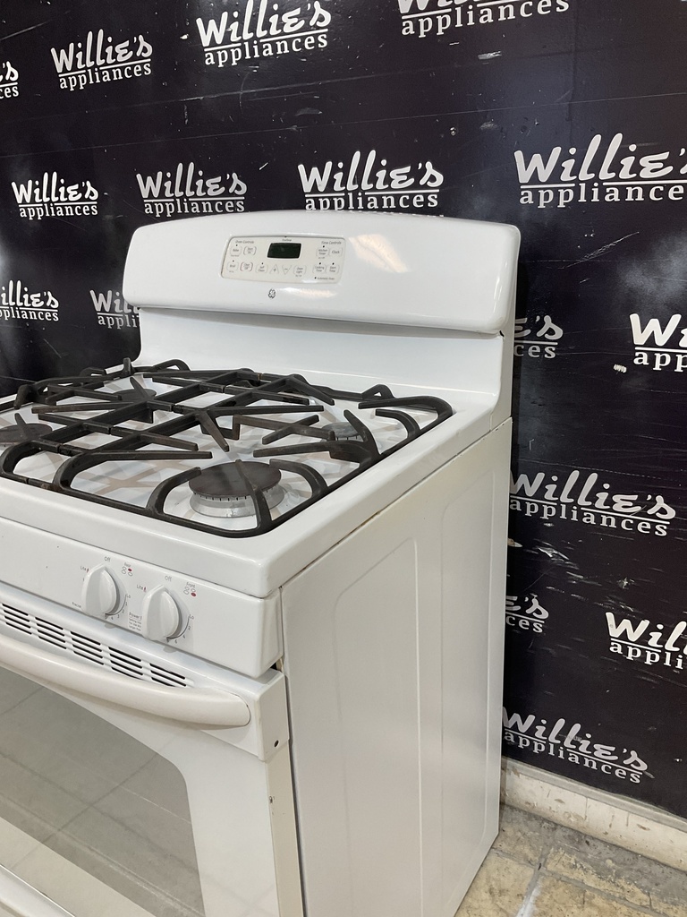 Ge Natural Gas Stove 30inches (White) 