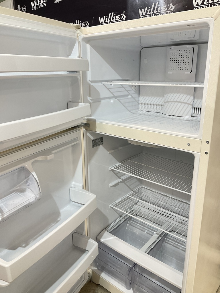 Ge Refrigerator Top and Bottom 28x61 1/2” (Bisque) 