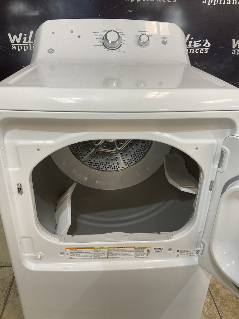 Ge Electric Stove 27inches {3 prong} (White) 