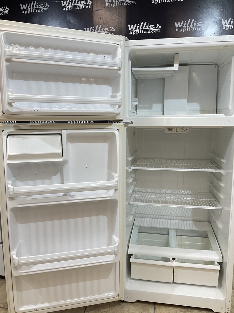 Hotpoint Refrigerator Top and Bottom 28x67 1/2” (white)