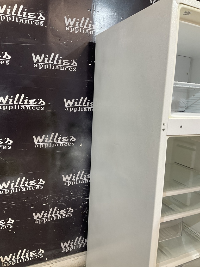Frigidaire Refrigerator Top and Bottom 30x65 1/2” (White) 