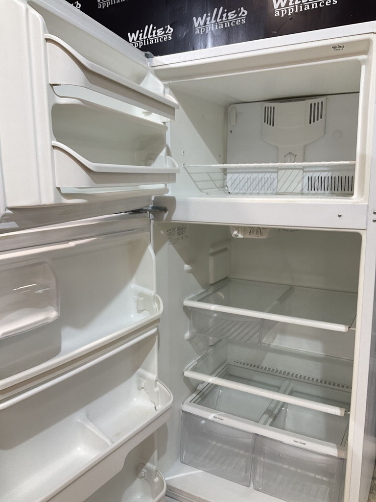 Frigidaire Refrigerator Top and Bottom 30x65 1/2” (white) 