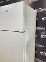 Hotpoint Refrigerator Top and Bottom 28x67 (white)
