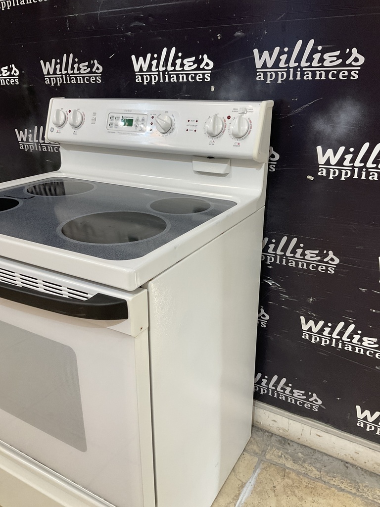 Ge Electric Stove 220volts (40/50 AMP) 30inches {no cord} (White) 