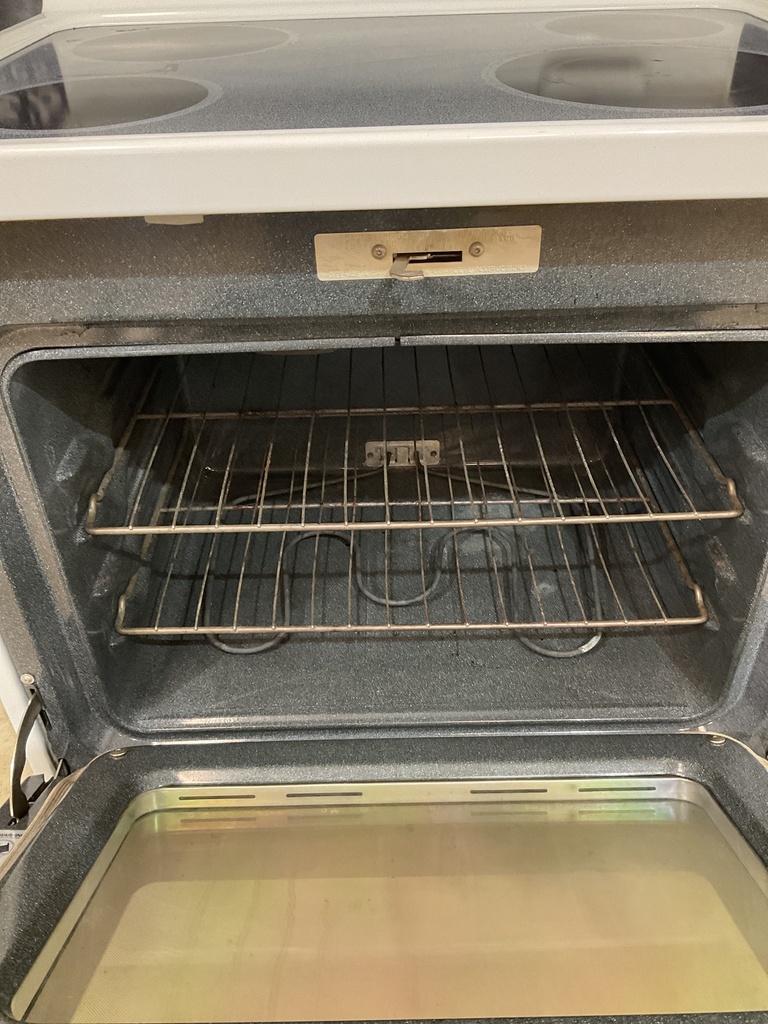 Ge Electric Stove 220volts (40/50 AMP) 30inches {no cord} (White) 