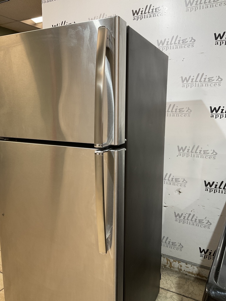 Ge Refrigerator Top and Bottom 28x64” (stainless Steel) 