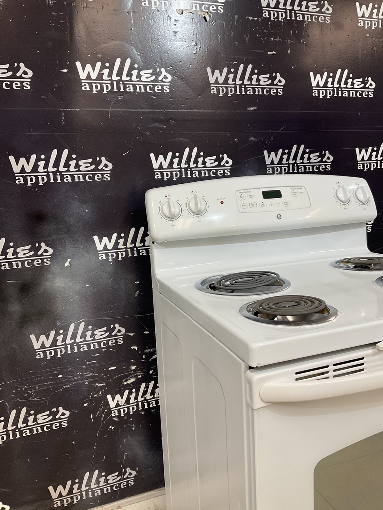 Ge Electric Stove 220volts (40/50 AMP) 30inches {no cord} (white) 