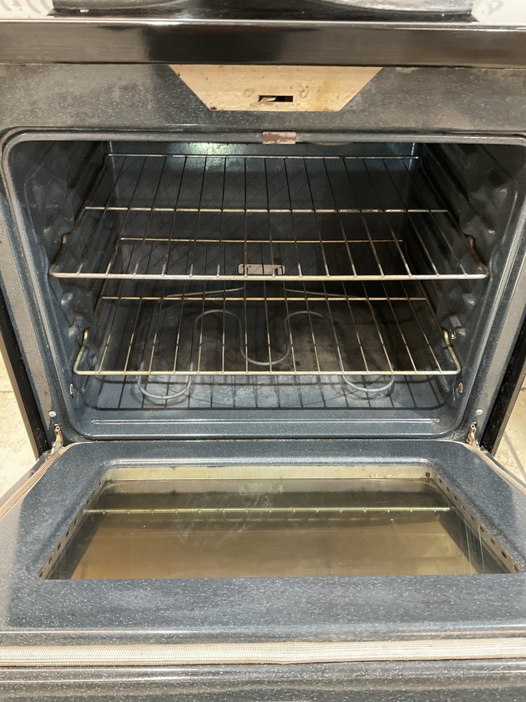Ge Used Electric Stove [ no cord]