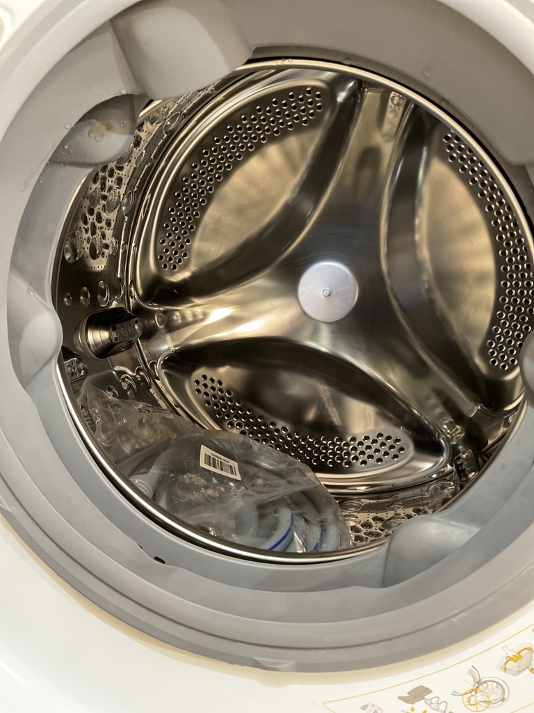 Compact 24 inches Washer and Heat Pump Dryer