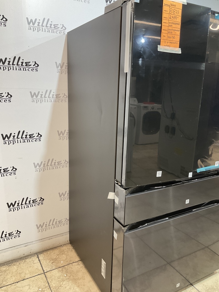 Samsung New Open Box Refrigerator Family Hub/Tablet
