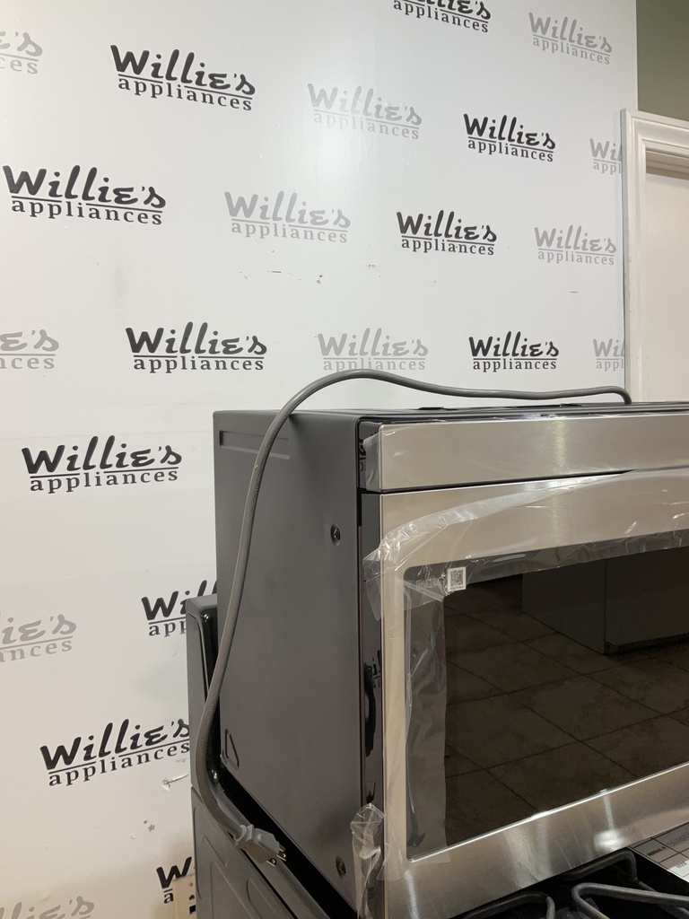 Samsung New Open Box Microwave