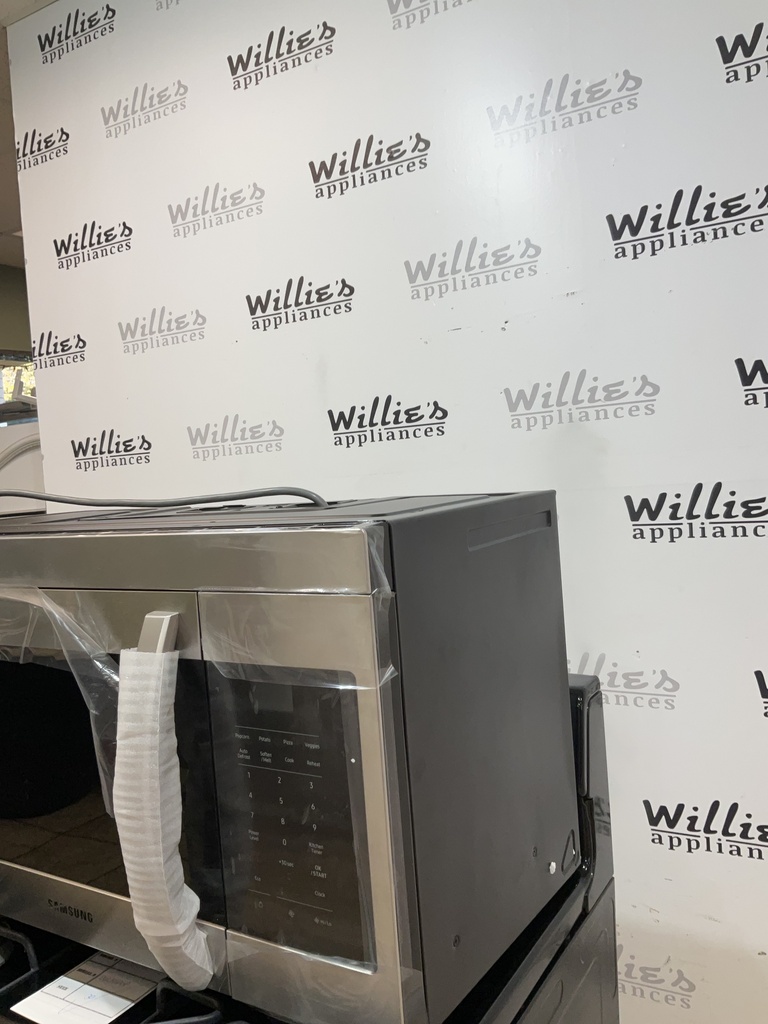 Samsung New Open Box Microwave