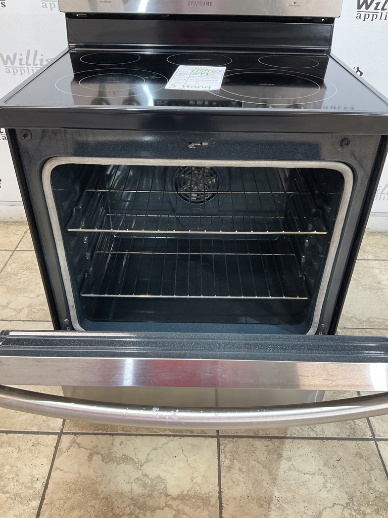 Samsung Used Electric Stove 220 volts (40/50 AMP)