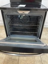 Ge Used Electric Stove 220 volts (40/50 AM)