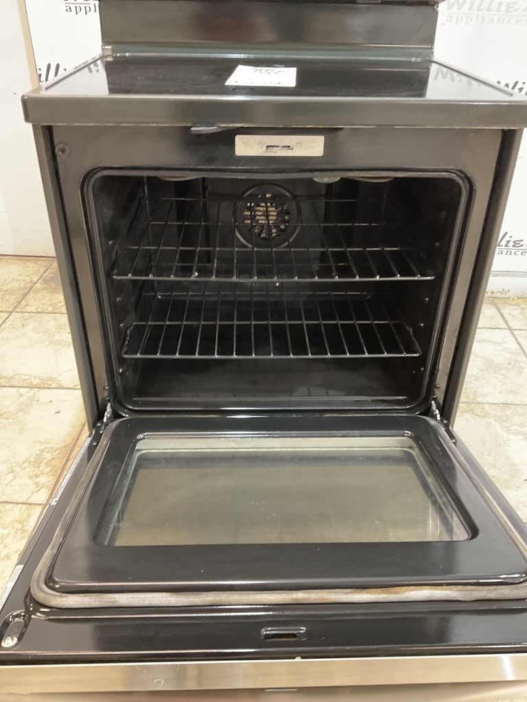 Ge Used Electric Stove 220 volts (40/50 AMP) 30inches”