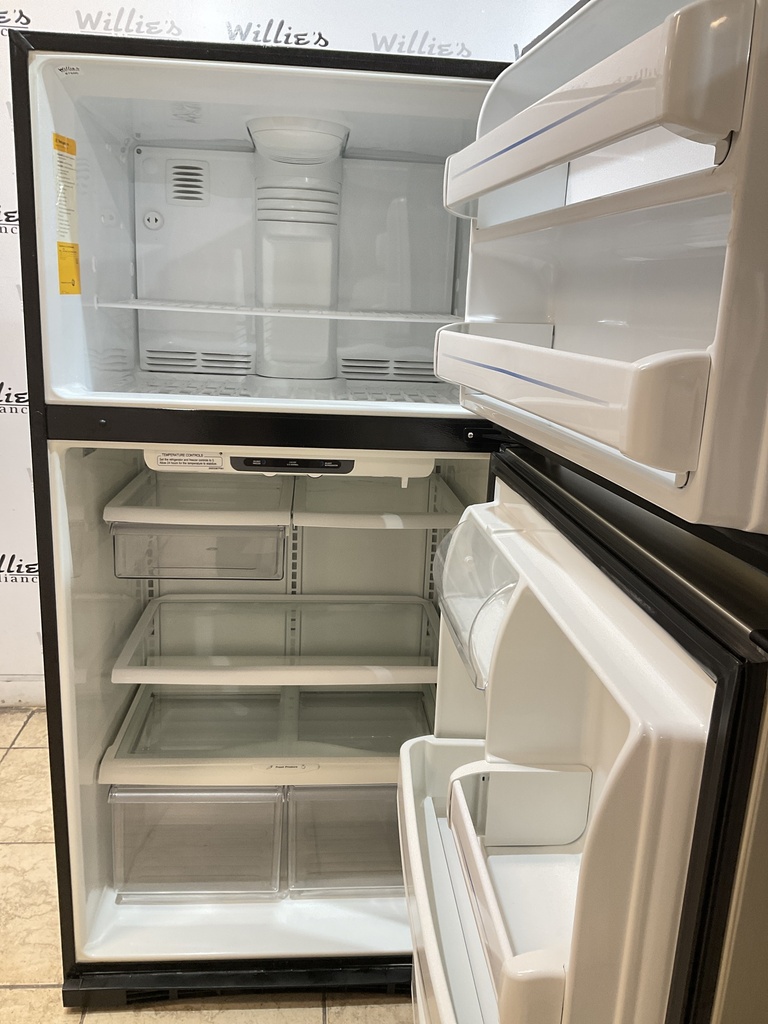 Ge Used Refrigerator Top and Bottom 33x67”