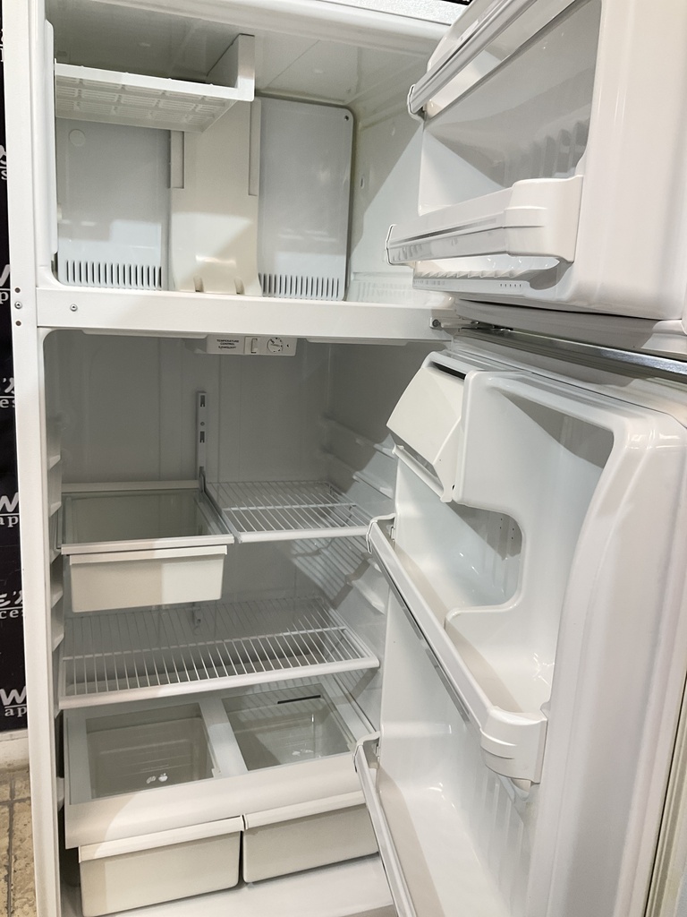 Ge Used Refrigerator Top and Bottom 28x67