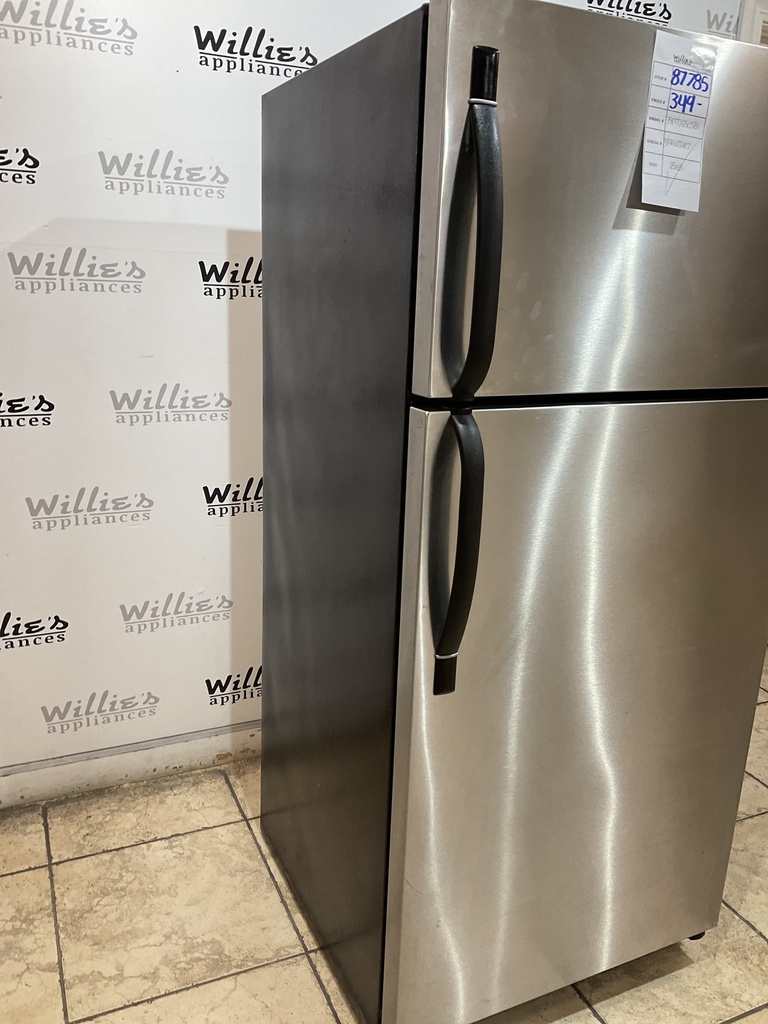 Frigidaire Used Refrigerator Top and Bottom 28x65”