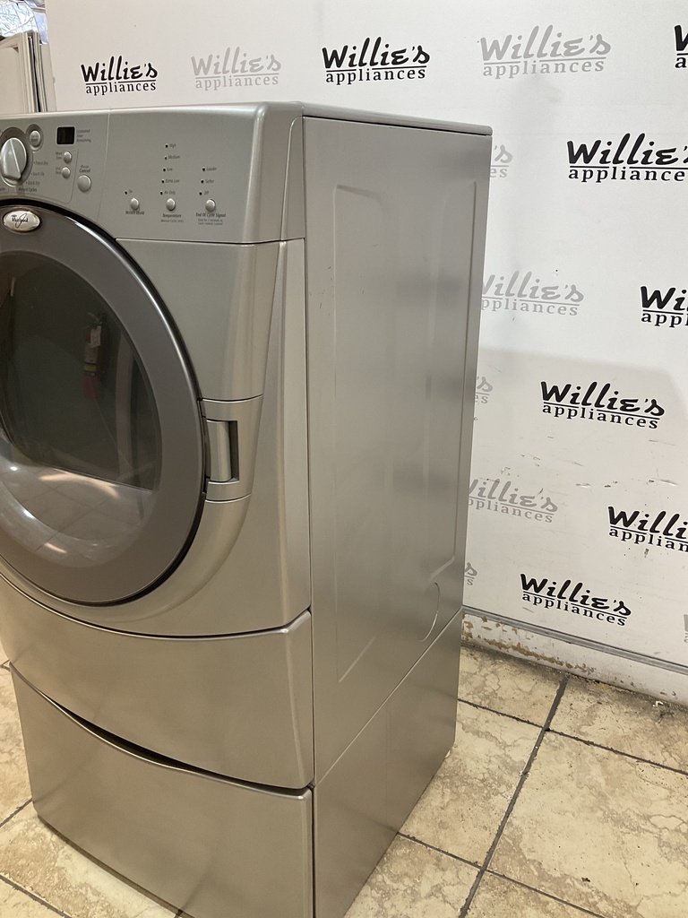 Whirlpool Used Electric Dryer 220volts (40/50 AMP) 27inches”