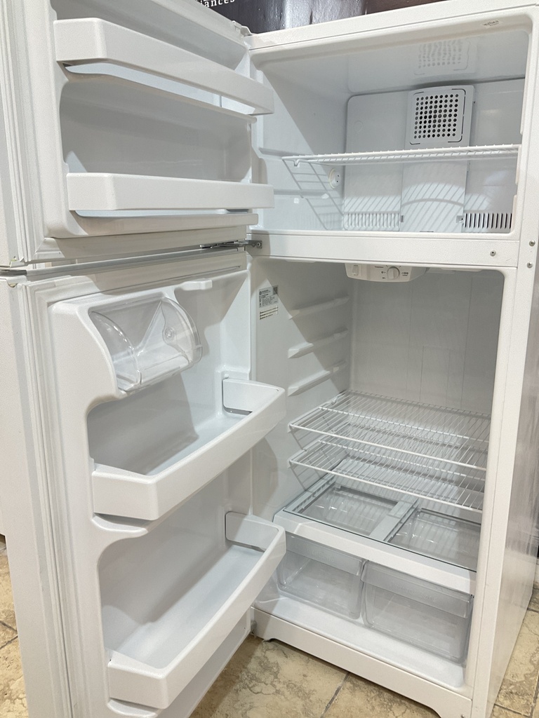 Ge Used Refrigerator Top and Bottom 28x64
