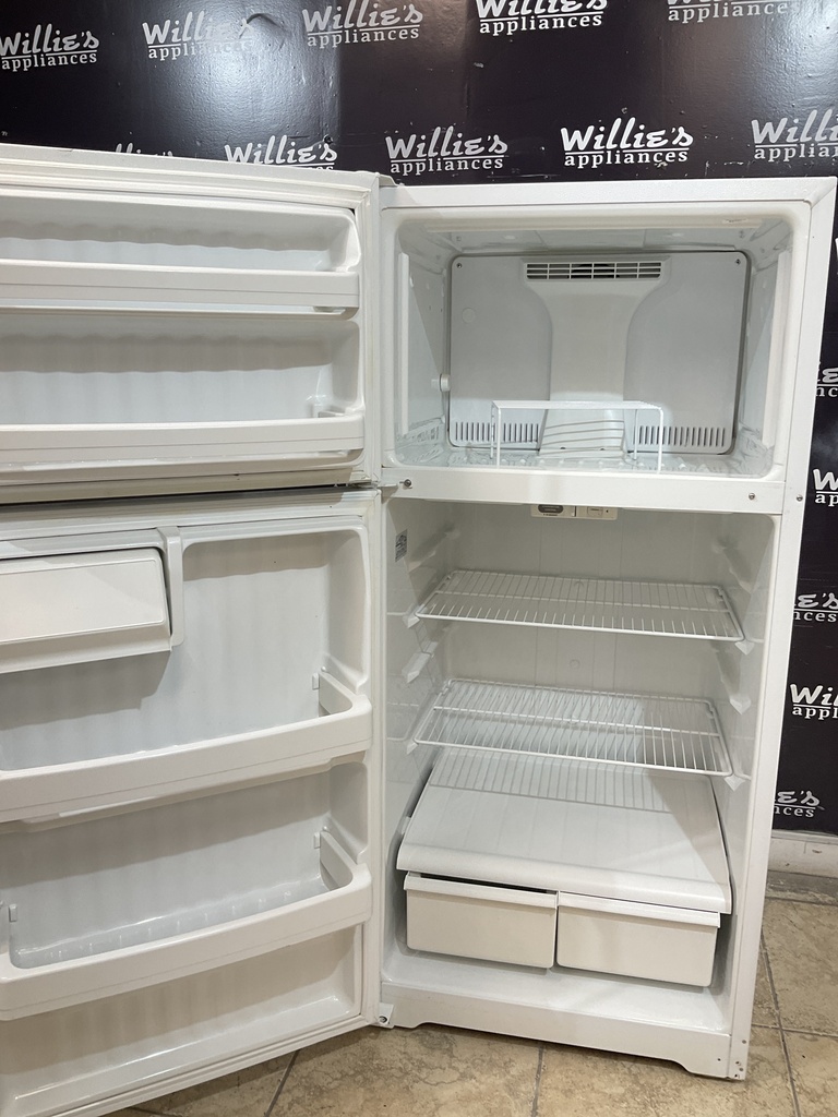 Hotpoint Used Refrigerator Top and Bottom 28x61 1/2”