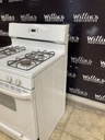 Hotpoint Used Natural Gas Stove 220volts (40/50 AMP) 30inches”