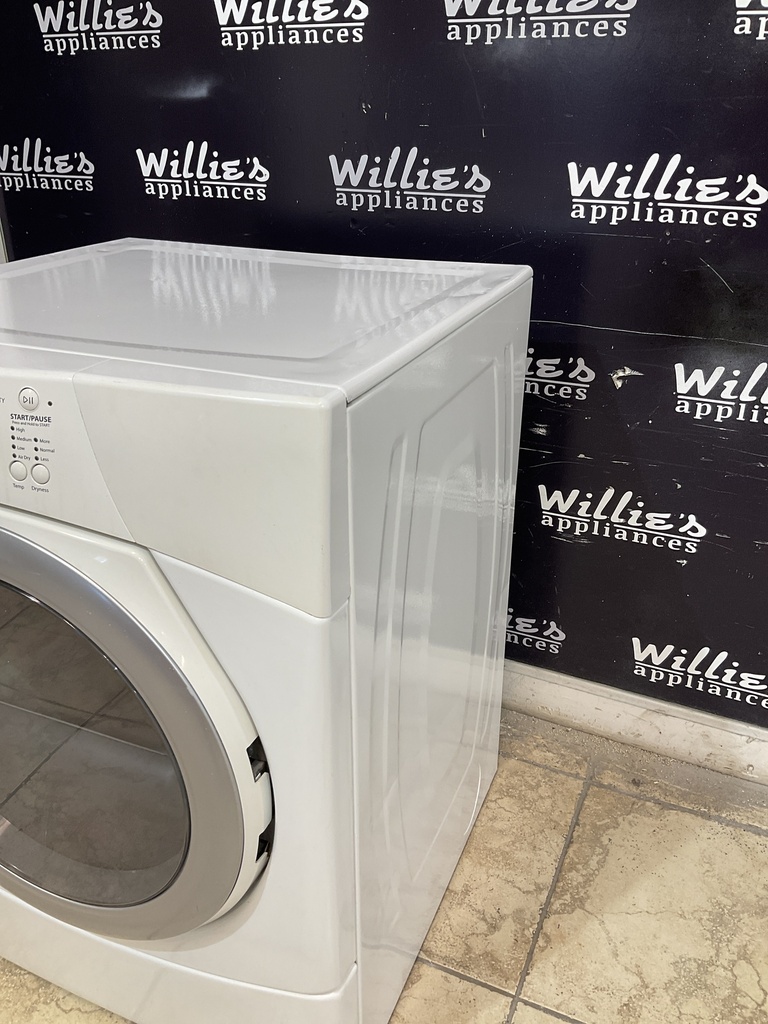 Whirlpool Used Electric Dryer 220volts (30 AMP) 27inches {3 prong}