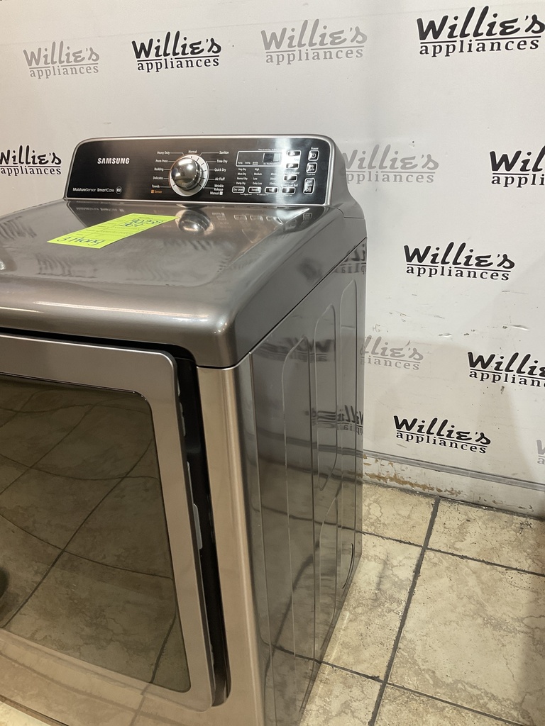 Samsung Used Electric Dryer 220volts (30 AMP) 27inches {3 prong}