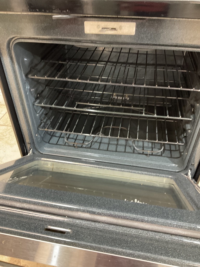 Ge Used Electric Stove (no cord)