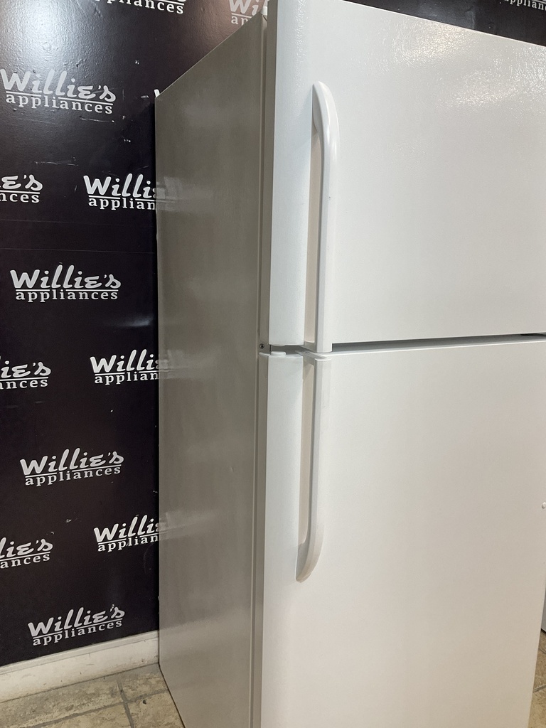 Frigidaire Used Refrigerator Top and and Bottom 30x68 1/2