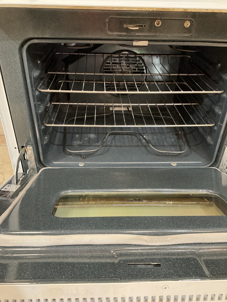 Ge Used Electric Stove (3 prong)